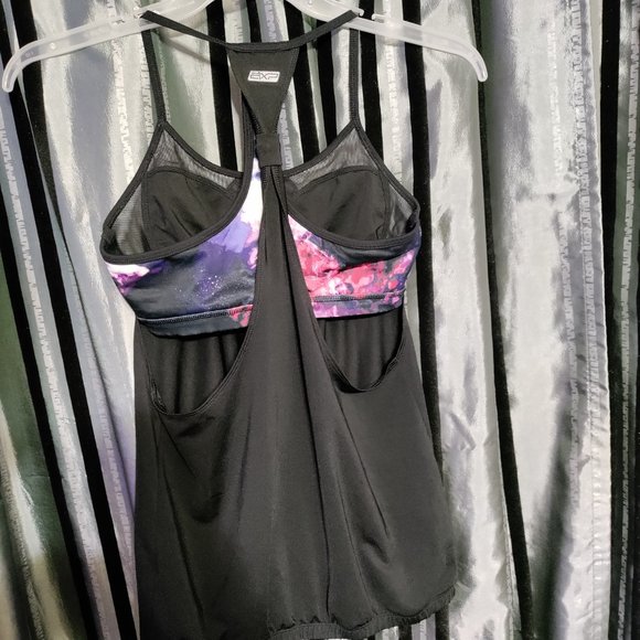 Express ExpCore Performance Workout Top - Picture 3 of 7